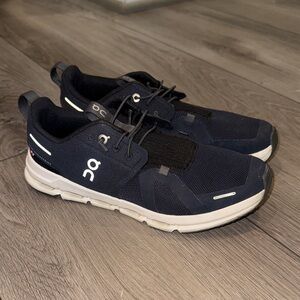 On Cloud Youth Navy Sneakers